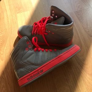 Adidas contrast sneaker